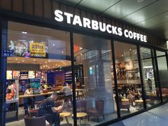 门面-星巴克臻选(郑州国贸360广场店)