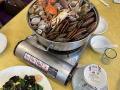 -鑫渔港海鲜本地菜·山海关浑锅(东戴河店)