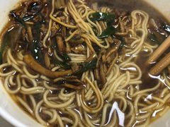 -明呈黄鱼面馆(斜土路店)