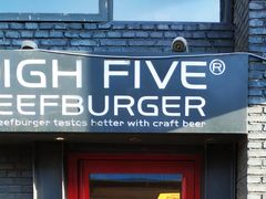 门面-HIGH FIVE哈福手工汉堡(桂林路店)