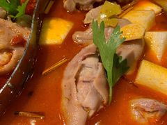 酸汤猪手火锅-小街猪手(团结湖店)