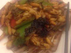 -东豪园林海鲜酒家(南港路辅路店)