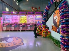 -嘿哟动霸CHUA·新潮玩运动娱乐中心·蹦床滑冰团建乐园