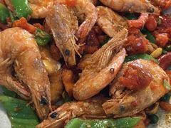 -鸿亨泰杂鱼馆(港馨家园店)