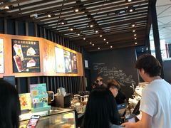 -星巴克(西安机场1店T3到达店)