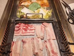 -芝小官毛肚火锅海鲜自助(苏州吴江区万宝店)