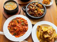 -百年石锅饭·朝鲜族传统民餐