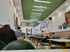 -汤小云火锅米线(钻汇广场店)