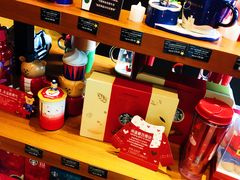 -星巴克(武汉江夏中百广场店)