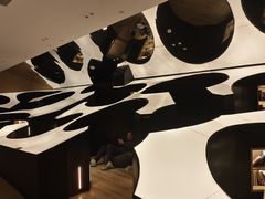 -涨巢·潮玩水疗局