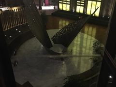 -上海滴水湖皇冠假日酒店