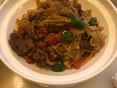 -十二饭点·川菜(北站圆融店)