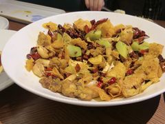 -映水芙蓉(长宁来福士店)