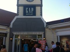-GAP(王府井奥莱·香江小镇店)