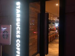 门面-星巴克臻选(上海长风大悦城店)