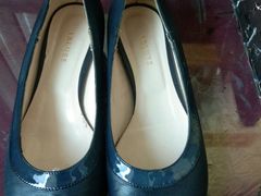 -京伟修鞋洗鞋奢侈品皮具护理店