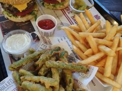 火烤双层牛肉特堡-The Habit Burger Grill 哈比特汉堡(爱琴海店)