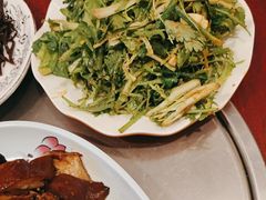 -聚首堂·特色小吃·肘子(什刹海德胜门店)