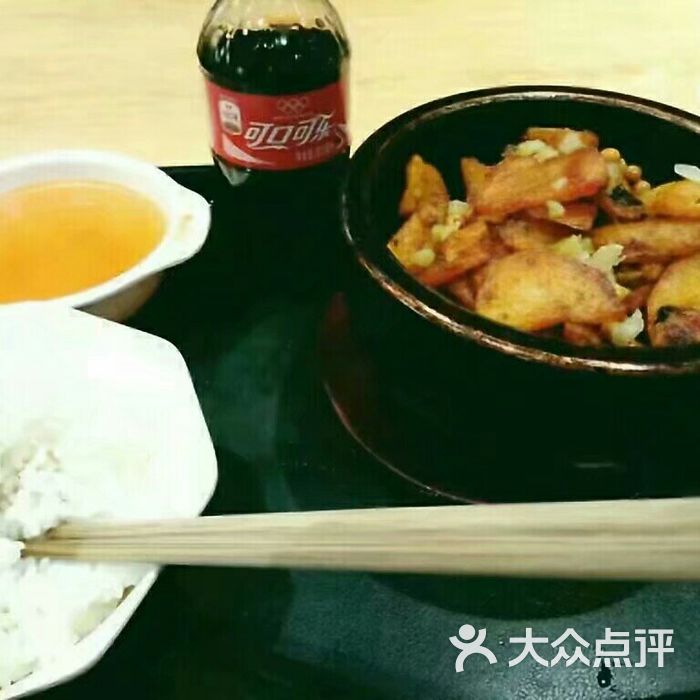 四川外国语大学西区学生食堂图片-郑州快餐简