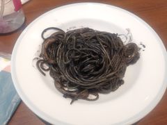 威尼斯风味墨鱼汁意面-萨莉亚意式餐厅(杭州滨江天街店)