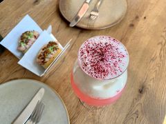 粉粉圣诞老人pink santa-BOR Eatery(安福路店)