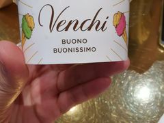 -VENCHI 闻绮(北京国贸商城店)