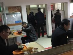 -张阿三馄饨店