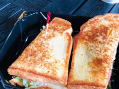 -The Habit Burger Grill 哈比特汉堡(爱琴海店)