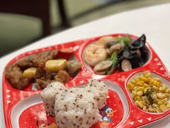 -晶荷轩(香港迪士尼乐园酒店)