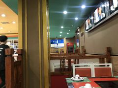大堂-华英干锅辣鸭头(亚泰大街店)