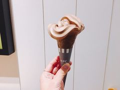 巧克力味冰淇淋花筒-肯德基(合肥站店)