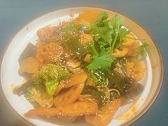 -伊带伊路新疆美食府(呼家楼店)