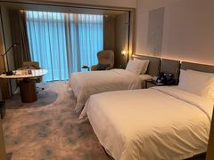 -深圳国际会展中心希尔顿酒店(前海华发冰雪世界店)