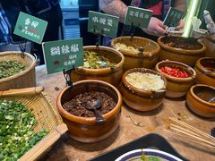 -云阿蛮云南生烫牛肉米线(奉贤路店)