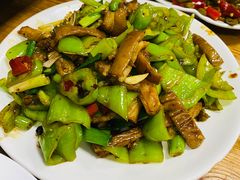 -牛八宝桂林米粉(八里庄店)