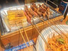 -喝丢一只鞋海鲜烧烤·海肠捞饭(市场店)