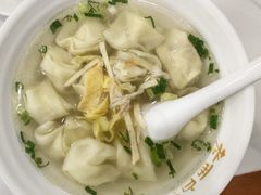 -老西白点心店