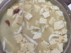 -黑龙江美食城(三角公园店)