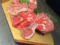 -铭牛烧肉·和牛海鲜自助(高新月牙湖店)