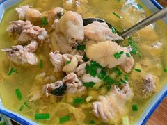 土鸡汤-朗妈私房菜(婺女州店)