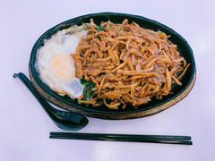 铁板牛肉炒面-王家沙点心店(西康路店)