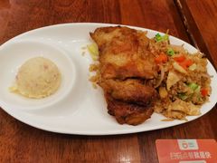 -玛格萝妮比萨屋(四平店)