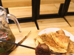 -老钟家烤羊排·敦伊阁清真餐厅胡羊焖饼