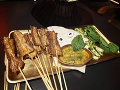 -何师烧烤Pro ·江湖川菜·小龙虾·精酿啤酒(太古里旗舰店)