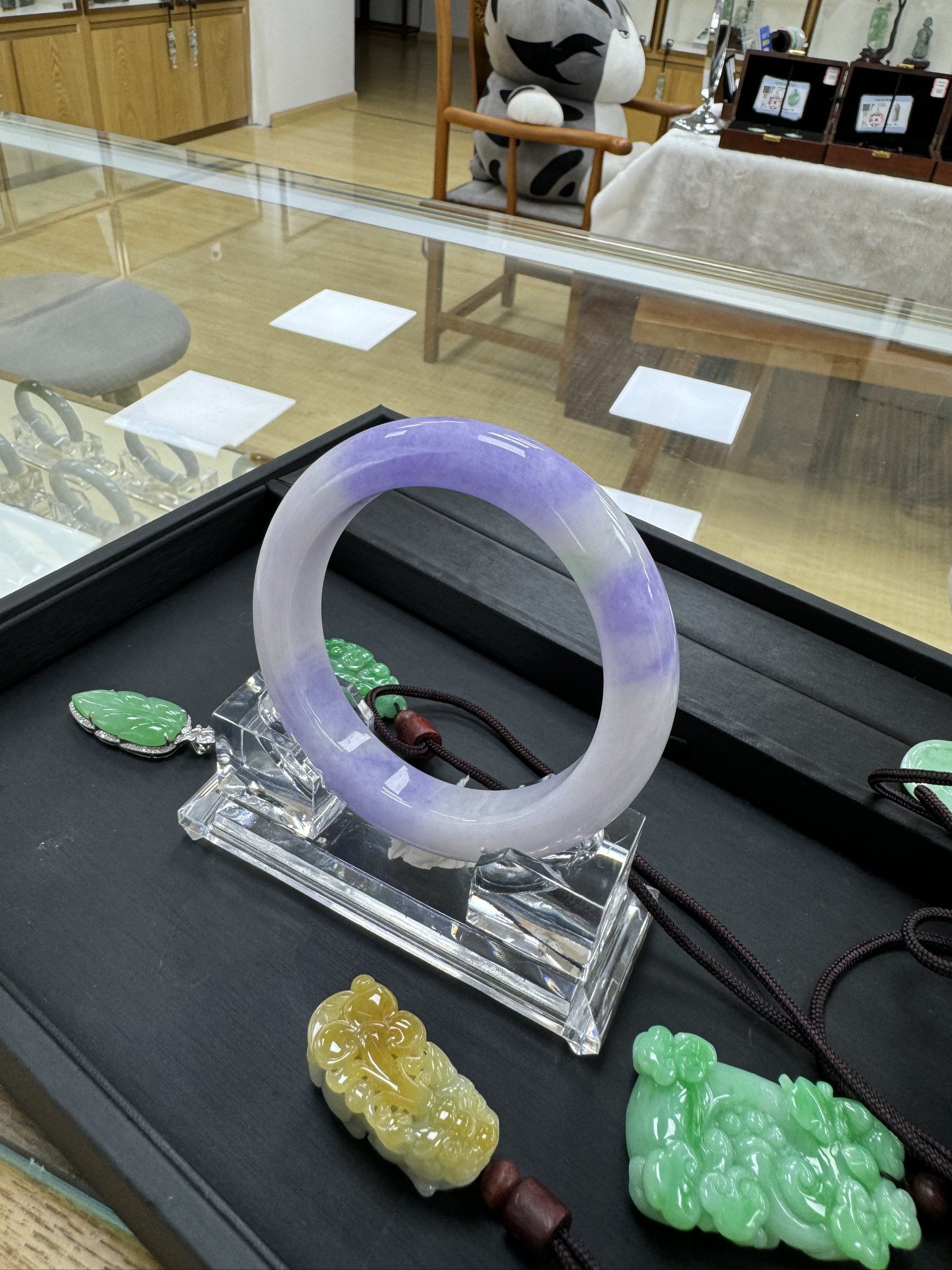 翡翠玉石批发在哪里进货(翡翠玉石批发在哪里进货便宜)