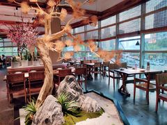 -蜜桃餐厅·伴山(湖滨商业街店)