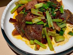 蕨粑炒腊肉-山石榴·贵州菜(丰盛里店)