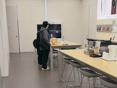 -华为智能生活馆(上海金桥国际商业广场)