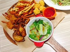 -必胜客(WOW中心城店)