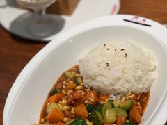 宫保鸡丁饭-厚生港萃·小吃餐厅(苍梧路店)